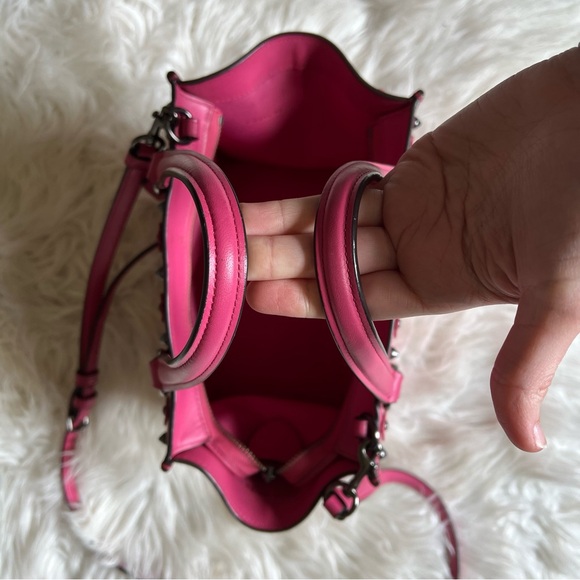 Coach Mini Crosby Carryall Crossbody in Floral Rivets Hot Pink Pebbled Leather 🩷 - Picture 11 of 16